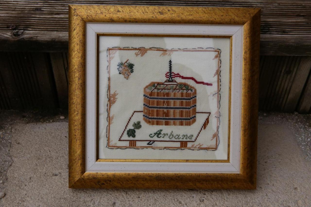 Au Coeur Des Vignes Bed & Breakfast Epernay Bagian luar foto