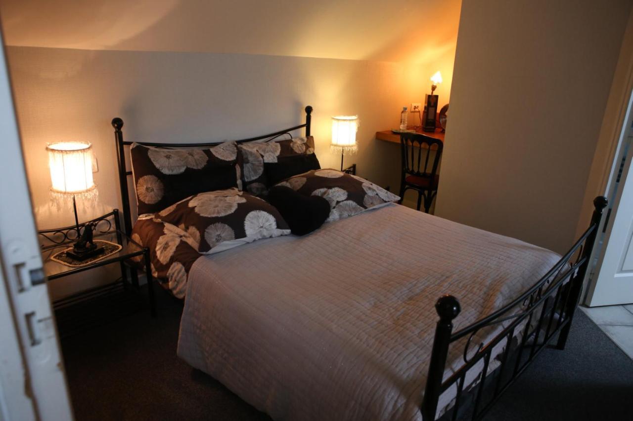 Au Coeur Des Vignes Bed & Breakfast Epernay Bagian luar foto